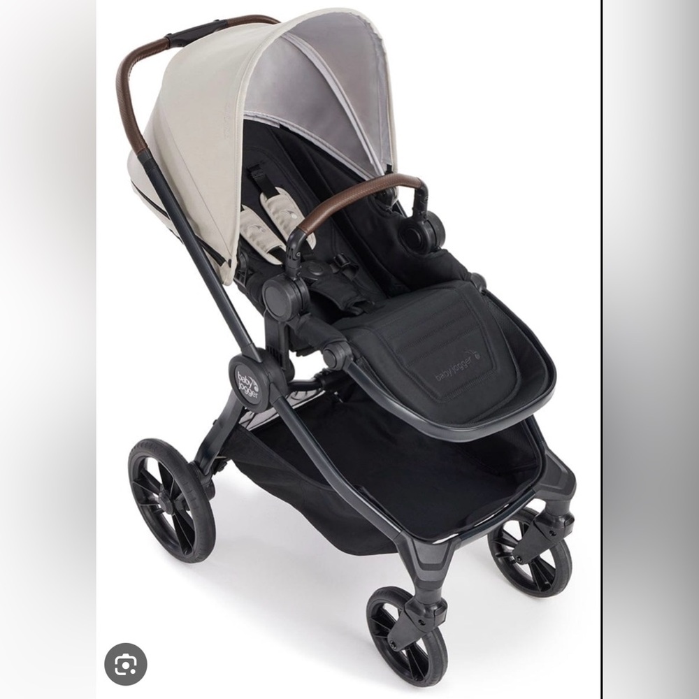 Baby Jogger City Sights Stroller + Accessory Bundle- Frosted Ivory